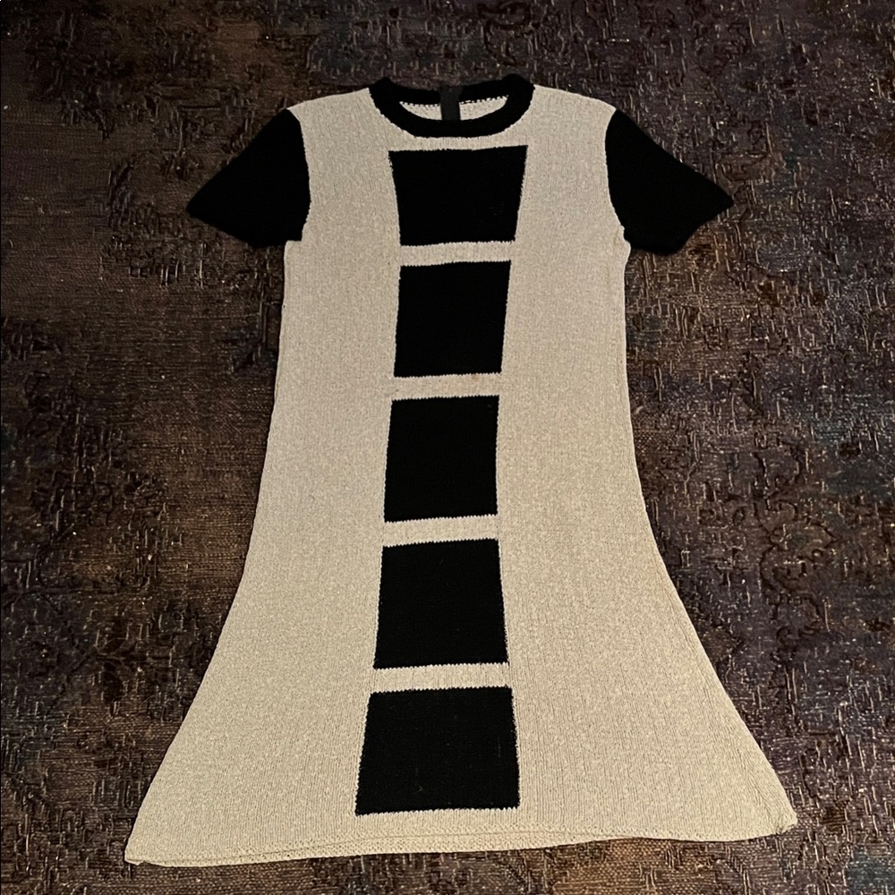 Vintage Chic Black and Cream Dress - Picture 3 of 5